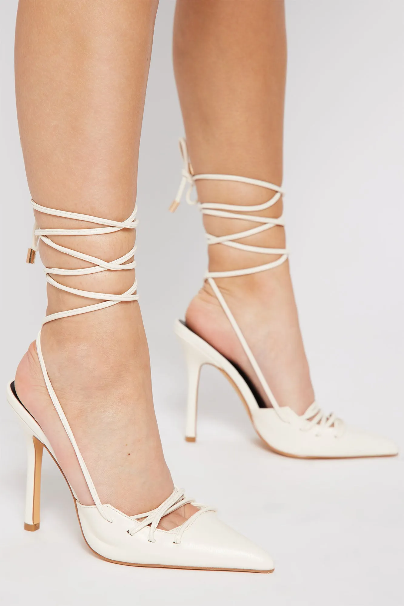 Avena Lace Up Pumps - Nude