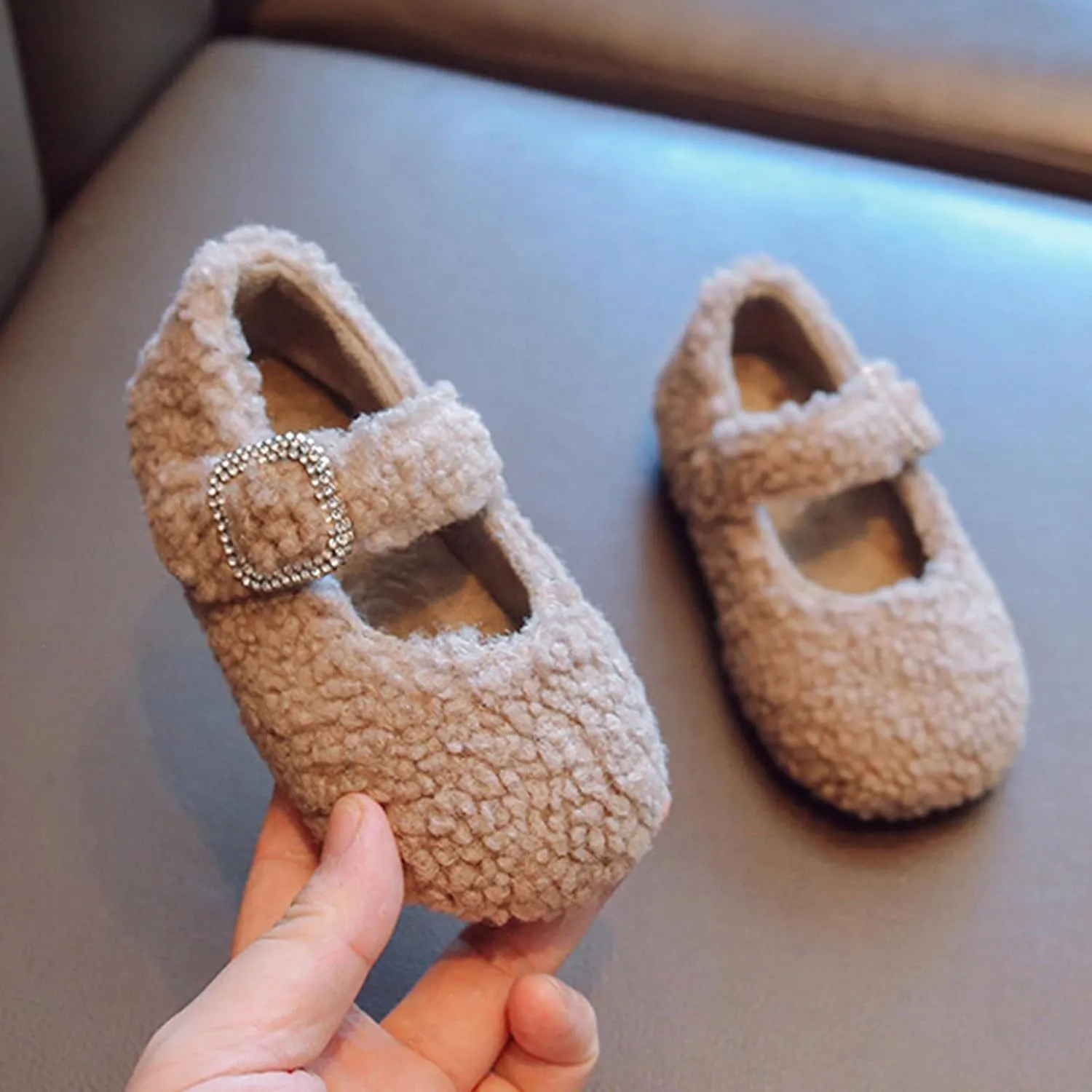 Baby Girls Flat Plush Warm Cotton Shoes Non Slip Shoes Fall Winter Fuzzy Boots Girls Squeaky Shoes Girl Shoes