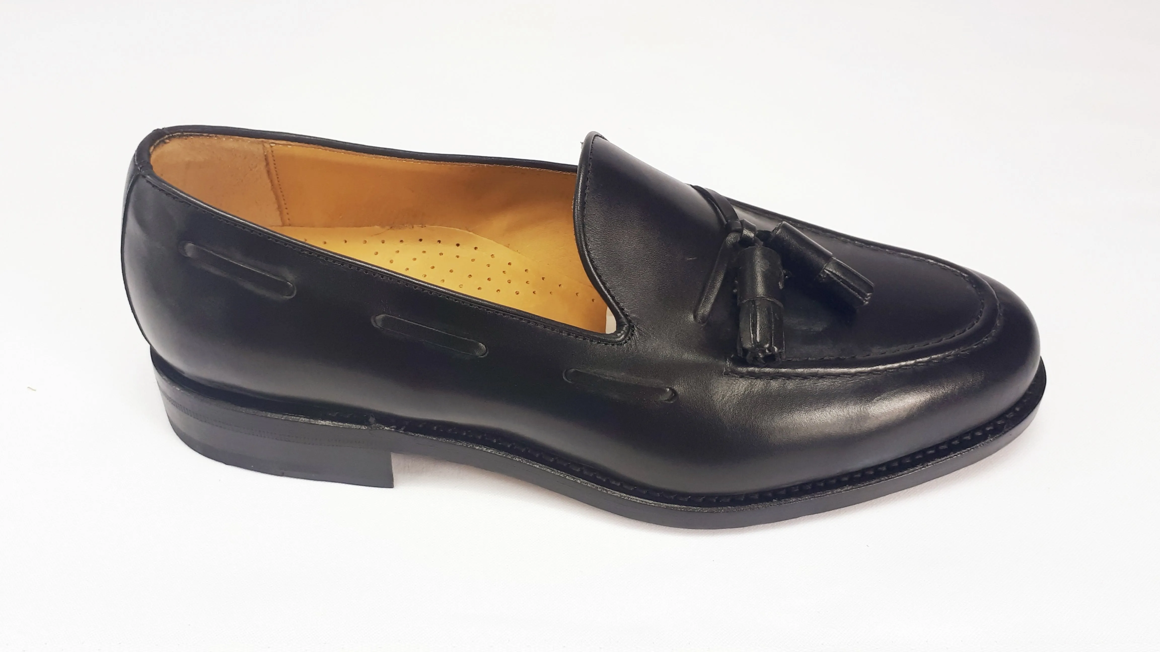 Berwick 8491 Tassel Moccasin - Black