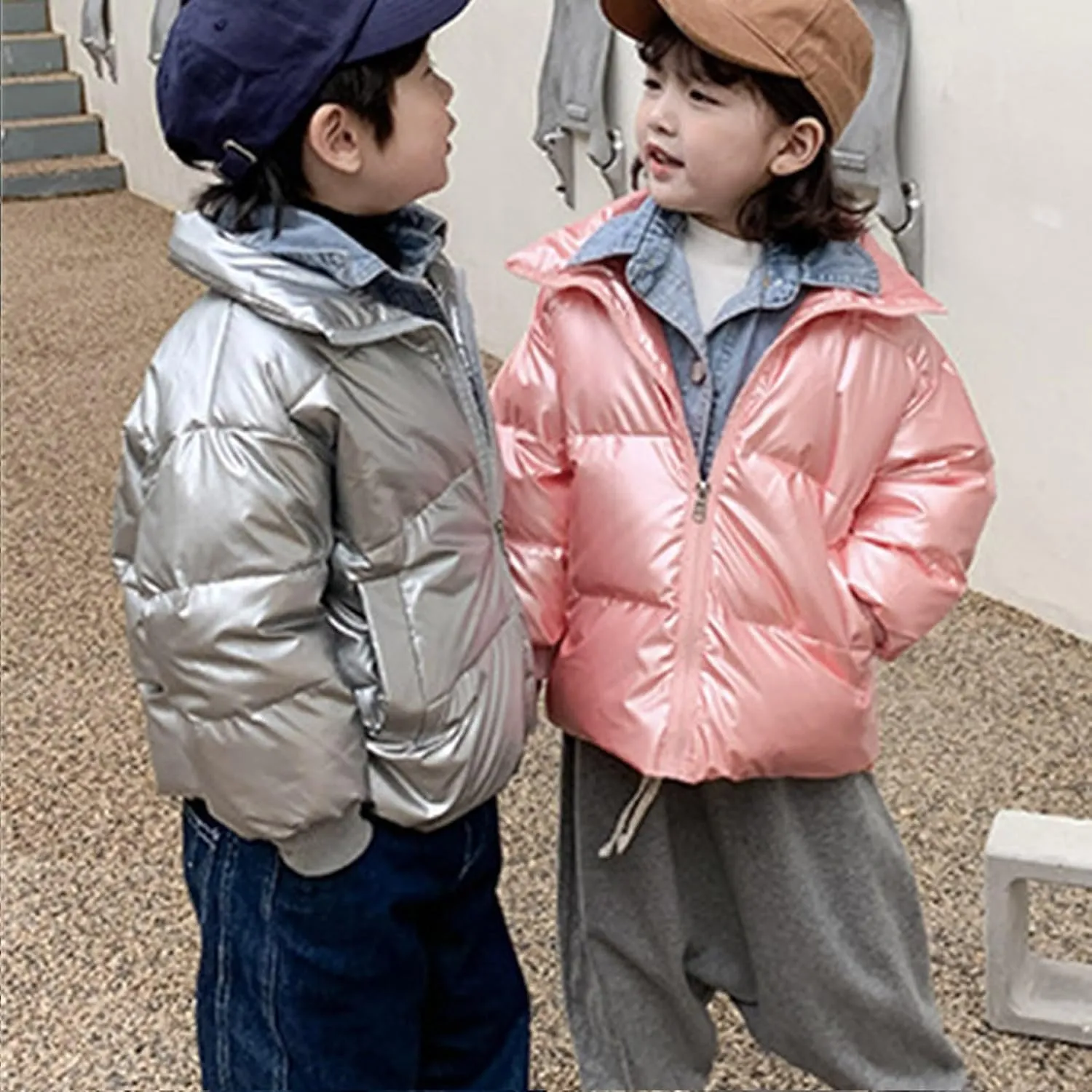 Boys Girls Metallic Puffer Jacket Kids Winter Coat Light Quilted Bubble Jacket Waterproof Insulated Shiny Down Coat