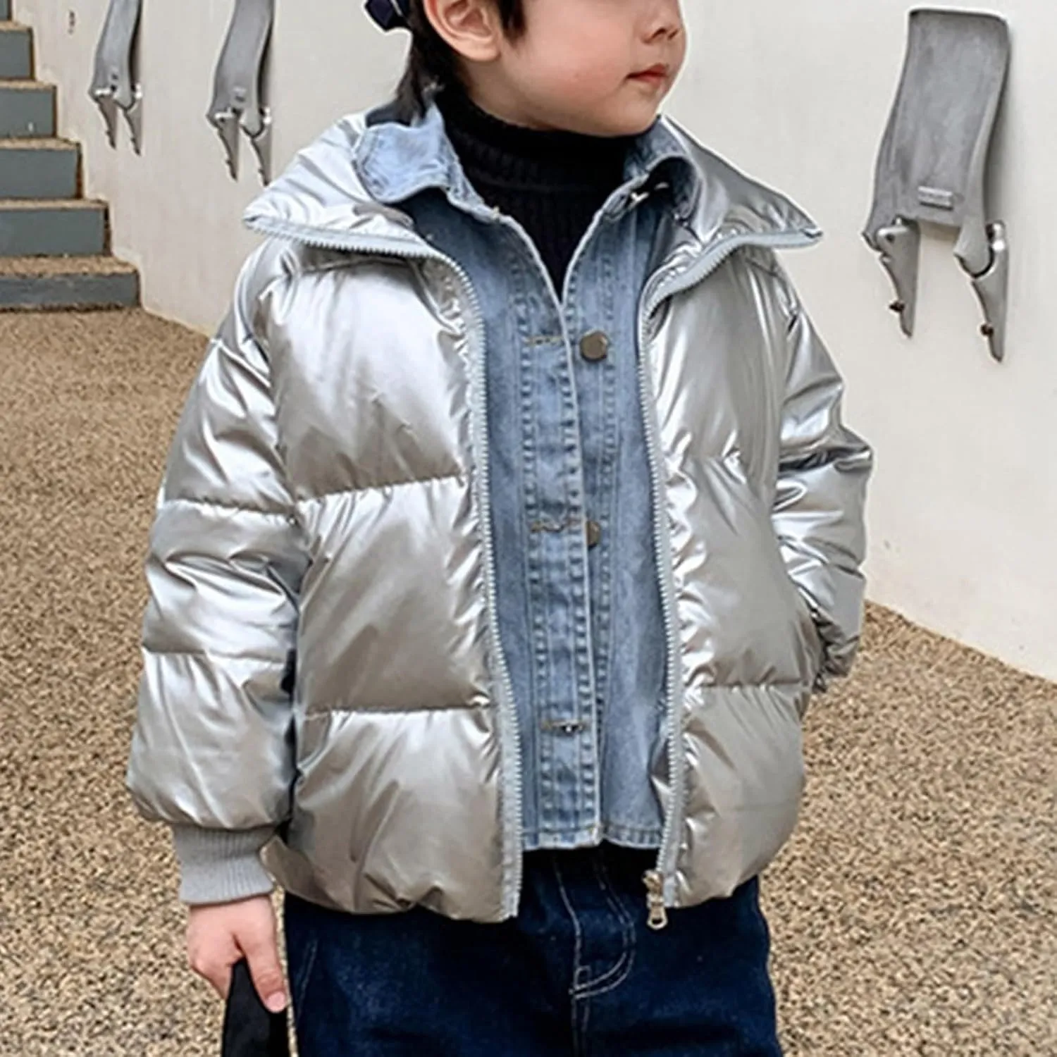 Boys Girls Metallic Puffer Jacket Kids Winter Coat Light Quilted Bubble Jacket Waterproof Insulated Shiny Down Coat