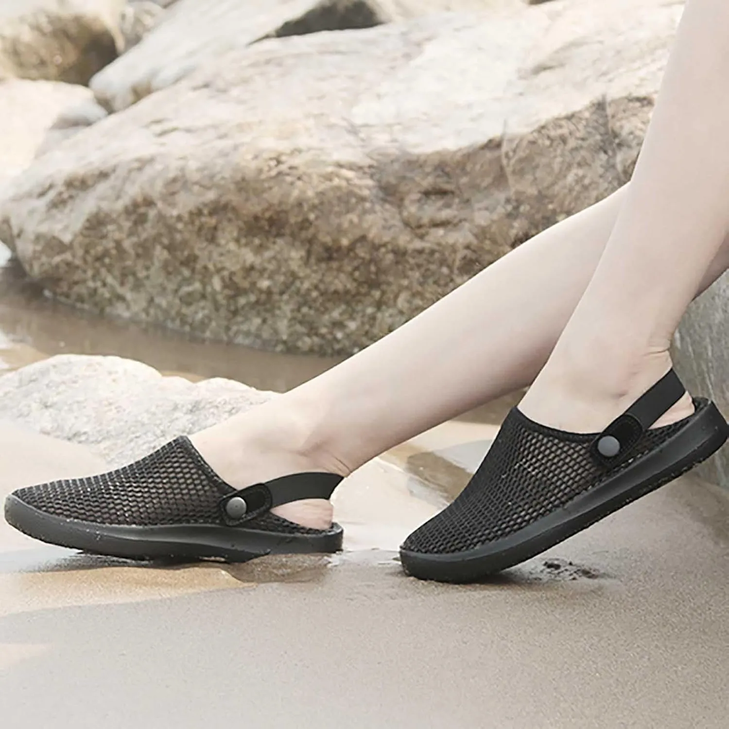 Couples' Spring and Summer Fashion Color Matching Mesh Breathable Non Slip Wet Slippers Slides Size 11 Women