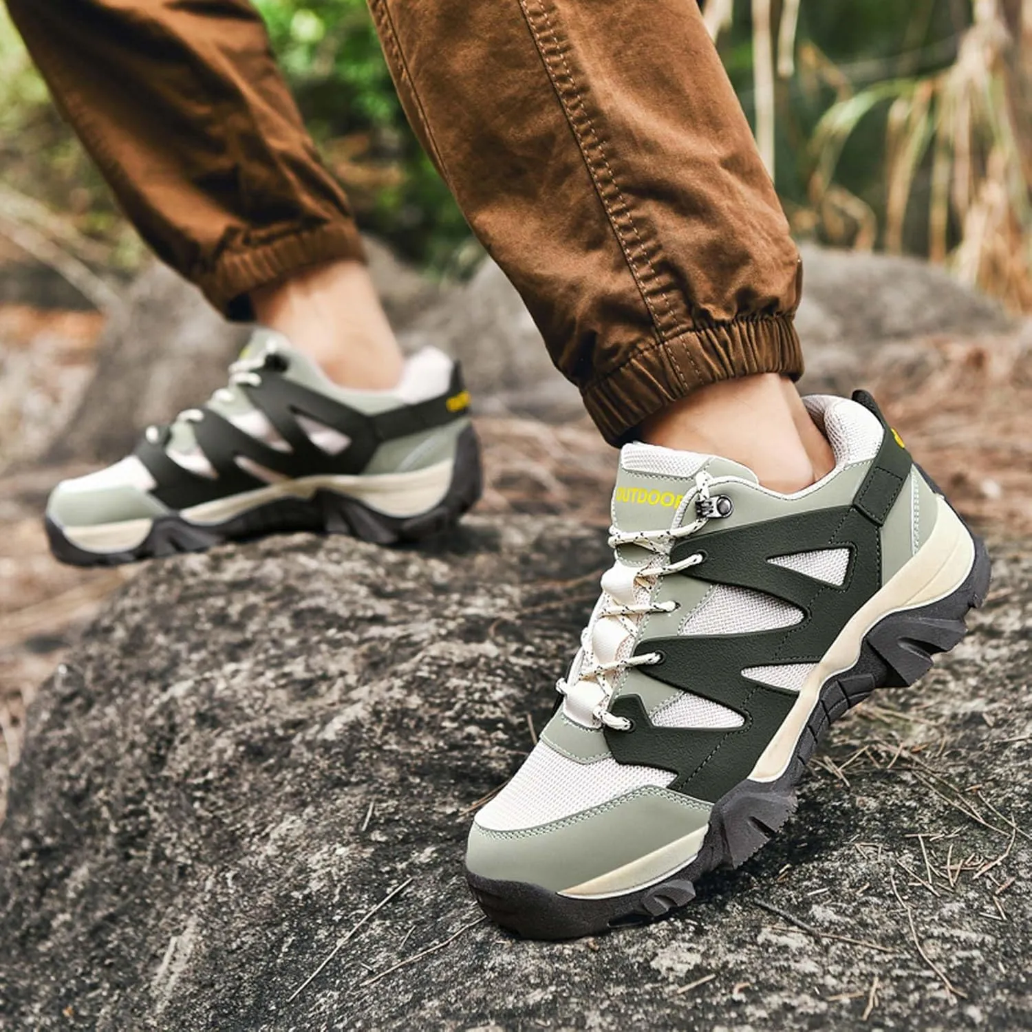 Men's Anti-slip Climbing Shoes Breathable Comfortable Hiking Shoes Outdoor Wearable Outsole Travel Shoes Outdoor Sports Walking Camping Off-road Shoes