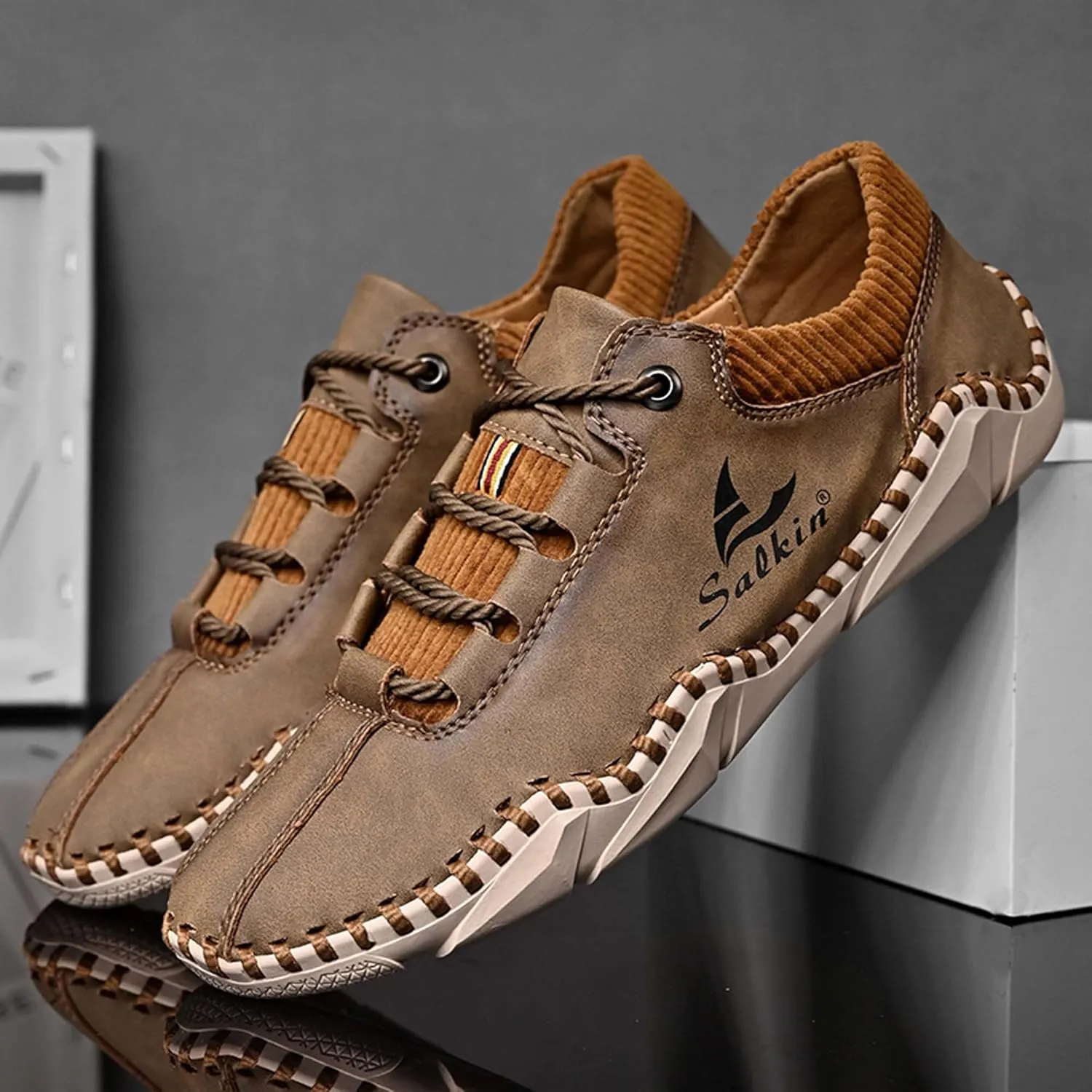 Men's Casual Walking Shoes Fashion Sneakers Lace-up Loafers Retro Business Office Shoes Men's Outdoor Sports Hiking Driving Shoes Men's Large Size Leather Shoes
