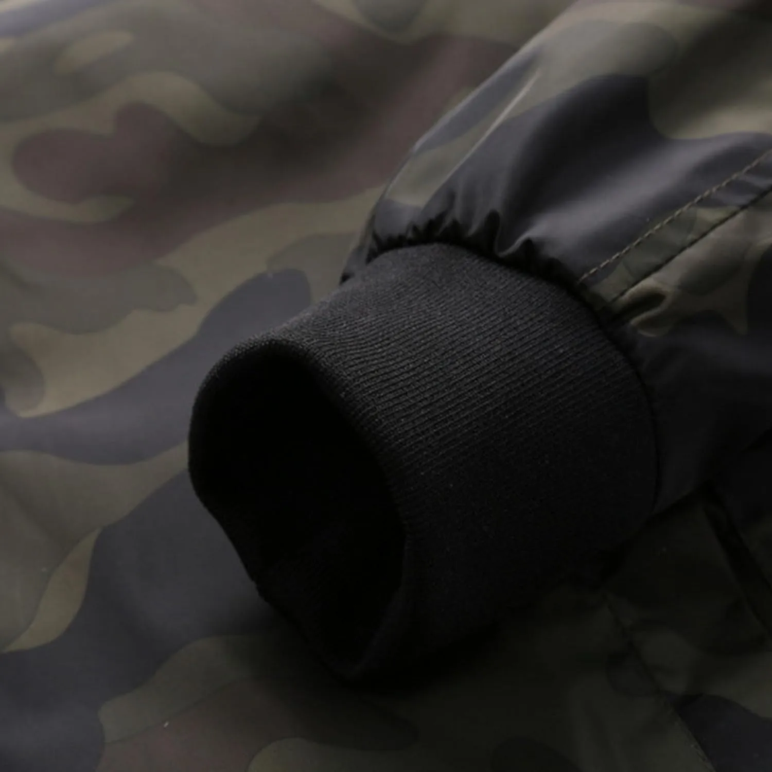 Men's Lightweight Camouflage Jacket Light Track Casual Windbreaker Coats Sportswear Fligh Bomber Jackets