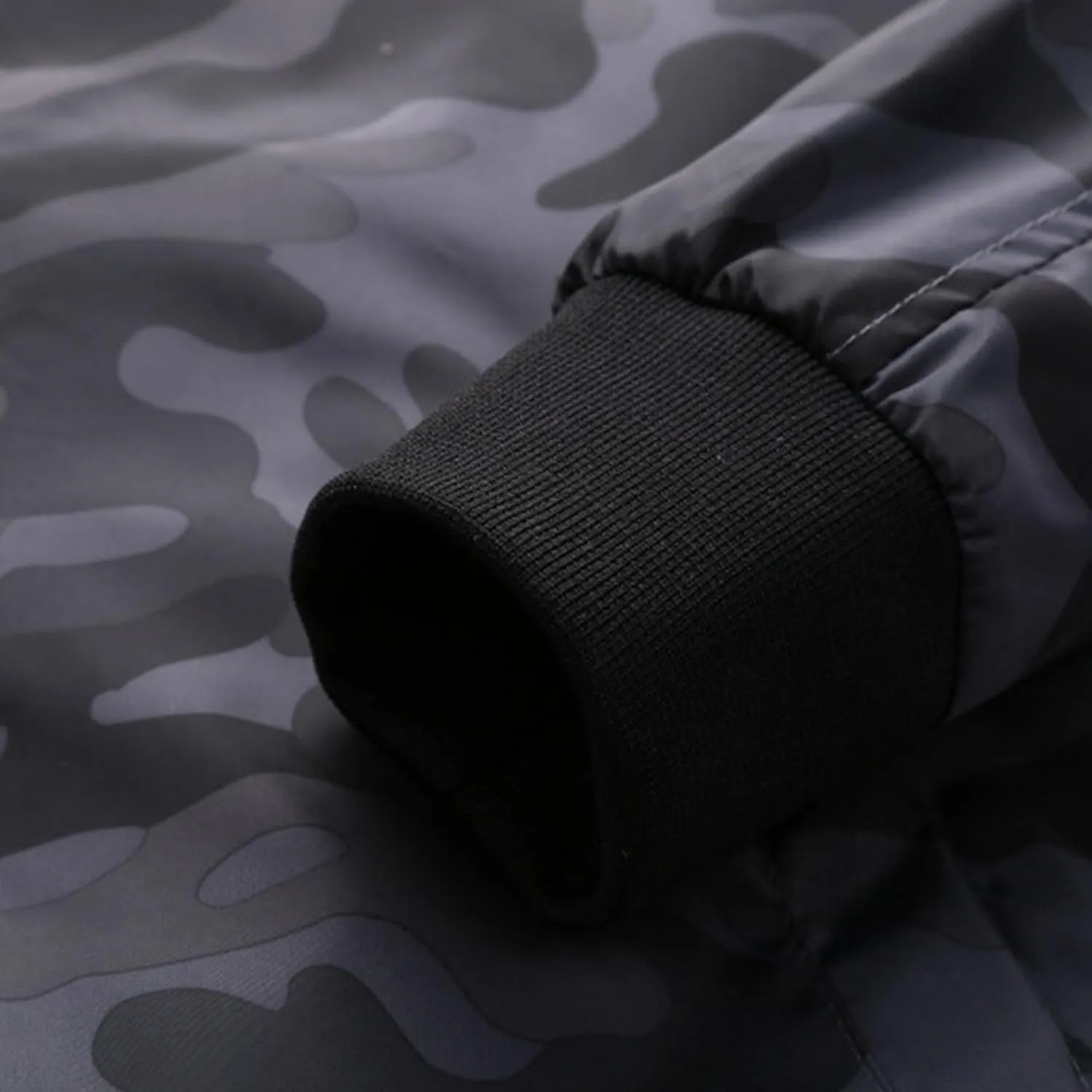 Men's Lightweight Camouflage Jacket Light Track Casual Windbreaker Coats Sportswear Fligh Bomber Jackets