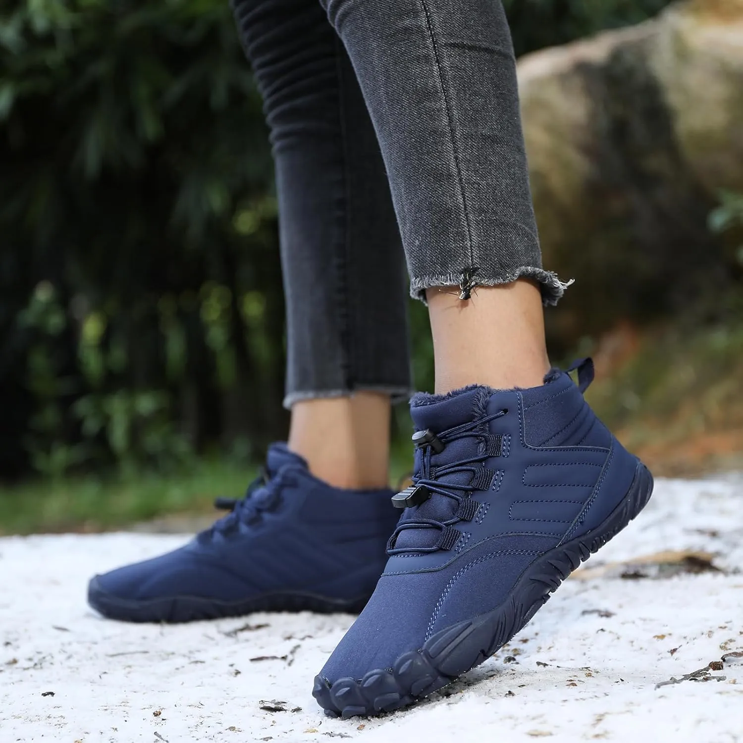 Mmoneyake Snow Shoes for Women Waterproof Warm Fur Lined Snow Sneakers Winter Ankle Booties Comfortable Outdoor Anti Slip Shoes Casual Fashion Short Boots Unisex