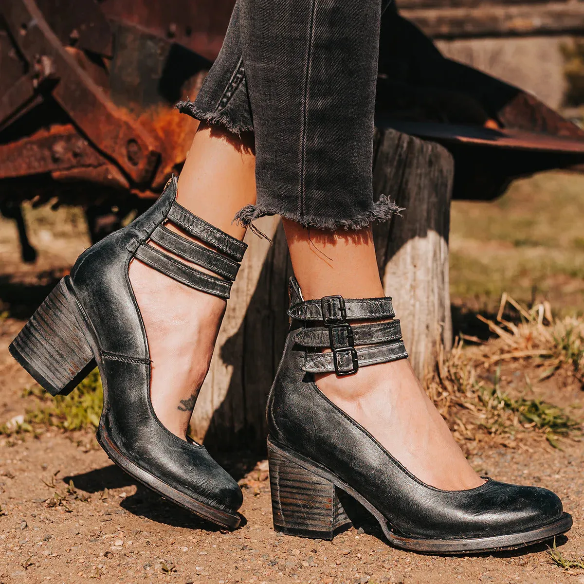 Norah | Vintage Pumps for Women