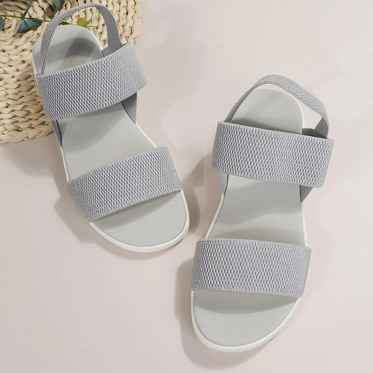 oiangi Lightweight Flat Sandals for Women Summer Fashion Casual Open Toe Slip On Slipper Solid Comfortable Breathable Outdoor Ladies Shoes