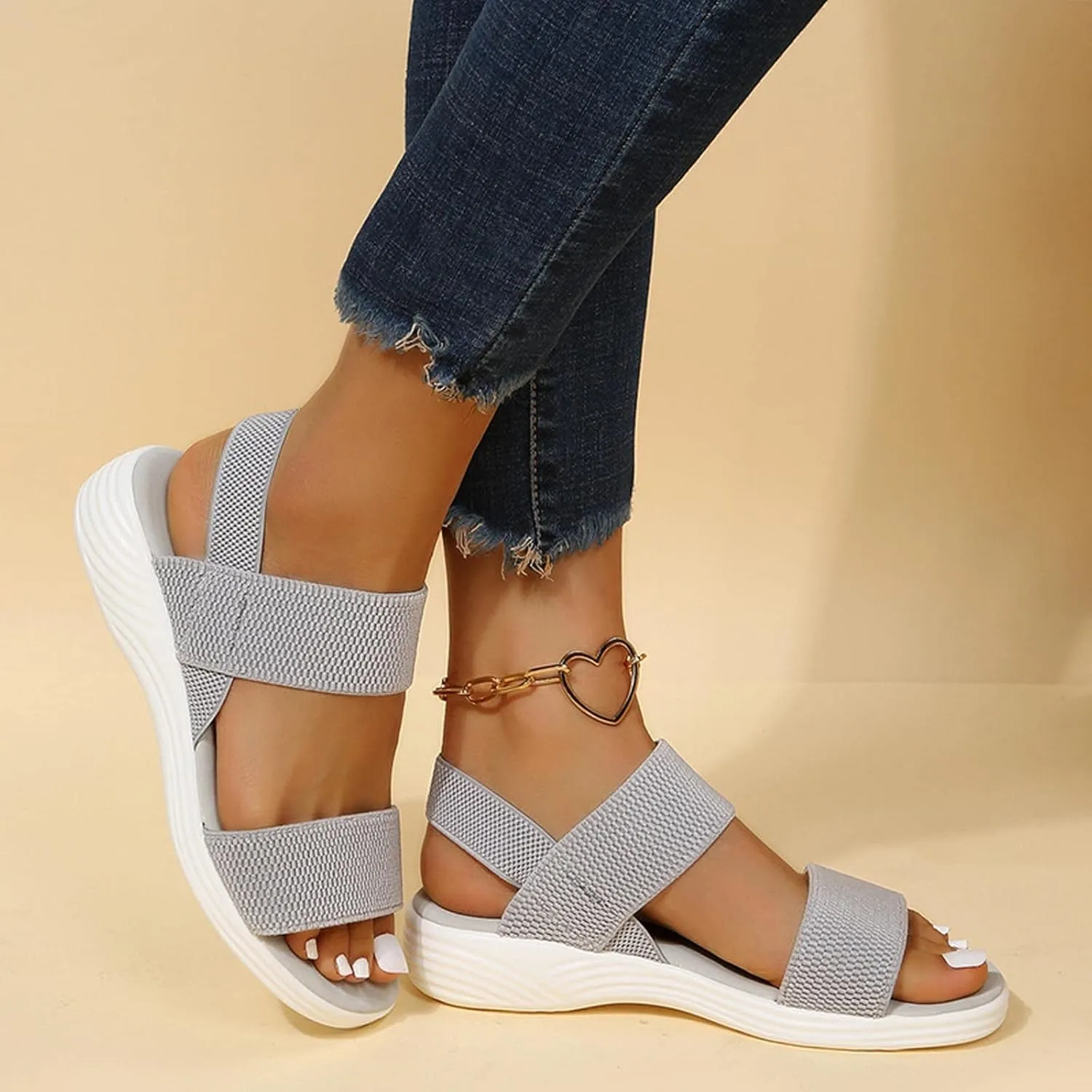 oiangi Lightweight Flat Sandals for Women Summer Fashion Casual Open Toe Slip On Slipper Solid Comfortable Breathable Outdoor Ladies Shoes
