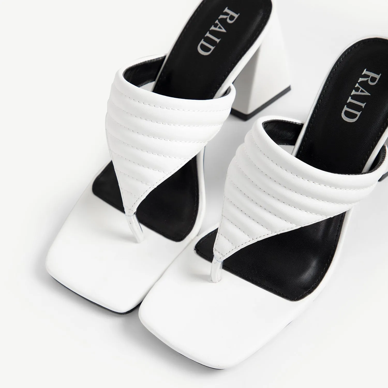 RAID Kool Heeled Mule in White