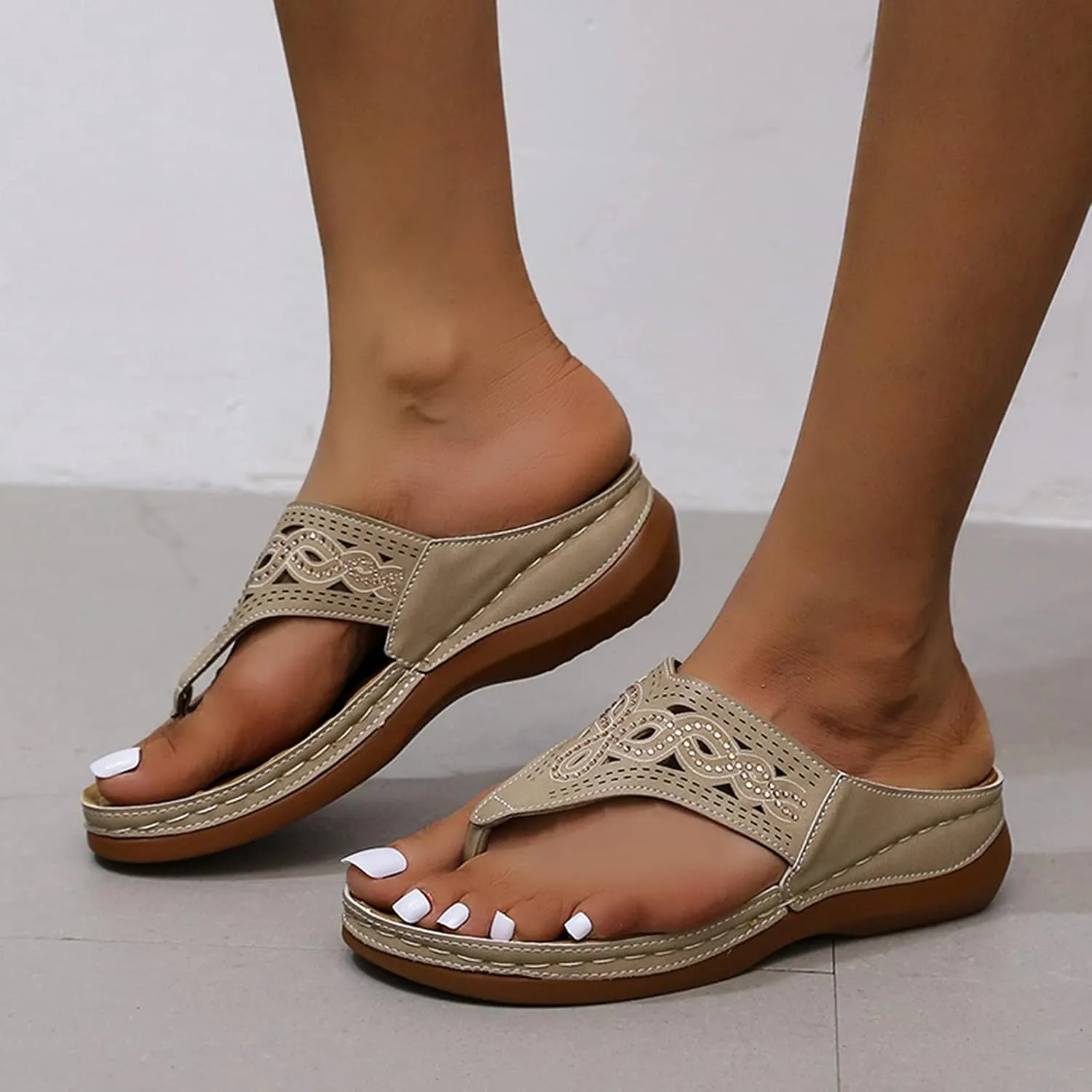 Women Thong Clip Toe Wedge Sandals,Summer Comfortable Flip Flops with Arch Support,Lightweight Ladies Beach Shoes Slipper