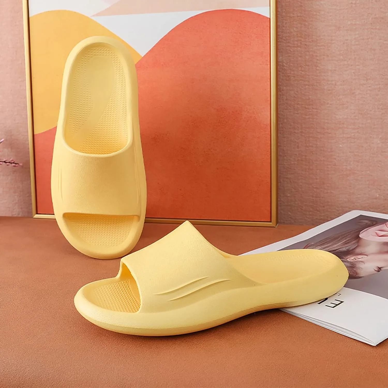 Women's Flat Slippers Shower Shoes for College Dorm Room Pillow Slippers Women's Summer Fashion Slides Sandal